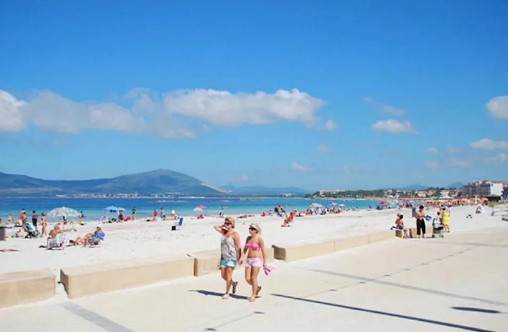 Cervi Flat Close To The Sea And The Historic Centre Of 알게로